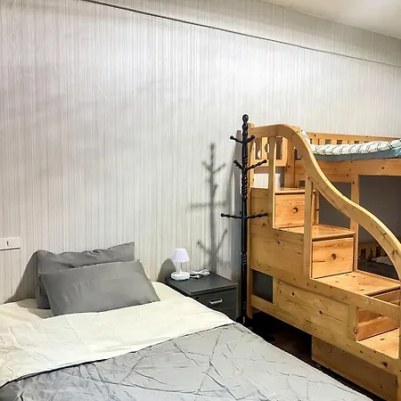 Silom Dynasty Hostel